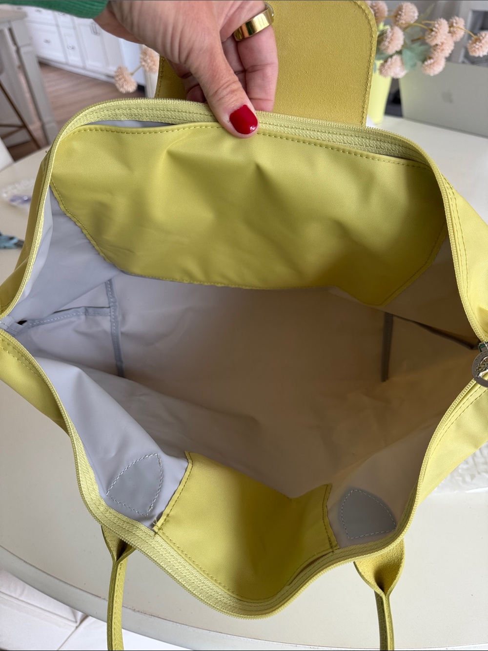 Longchamp LE PLIAGE ONE L TOTE BAG
Lime large long handle yellow green FRANCE - Picture 13 of 15